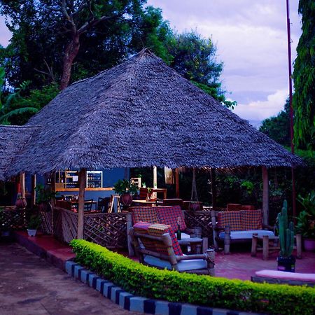 The Better Inn Moshi Exterior foto