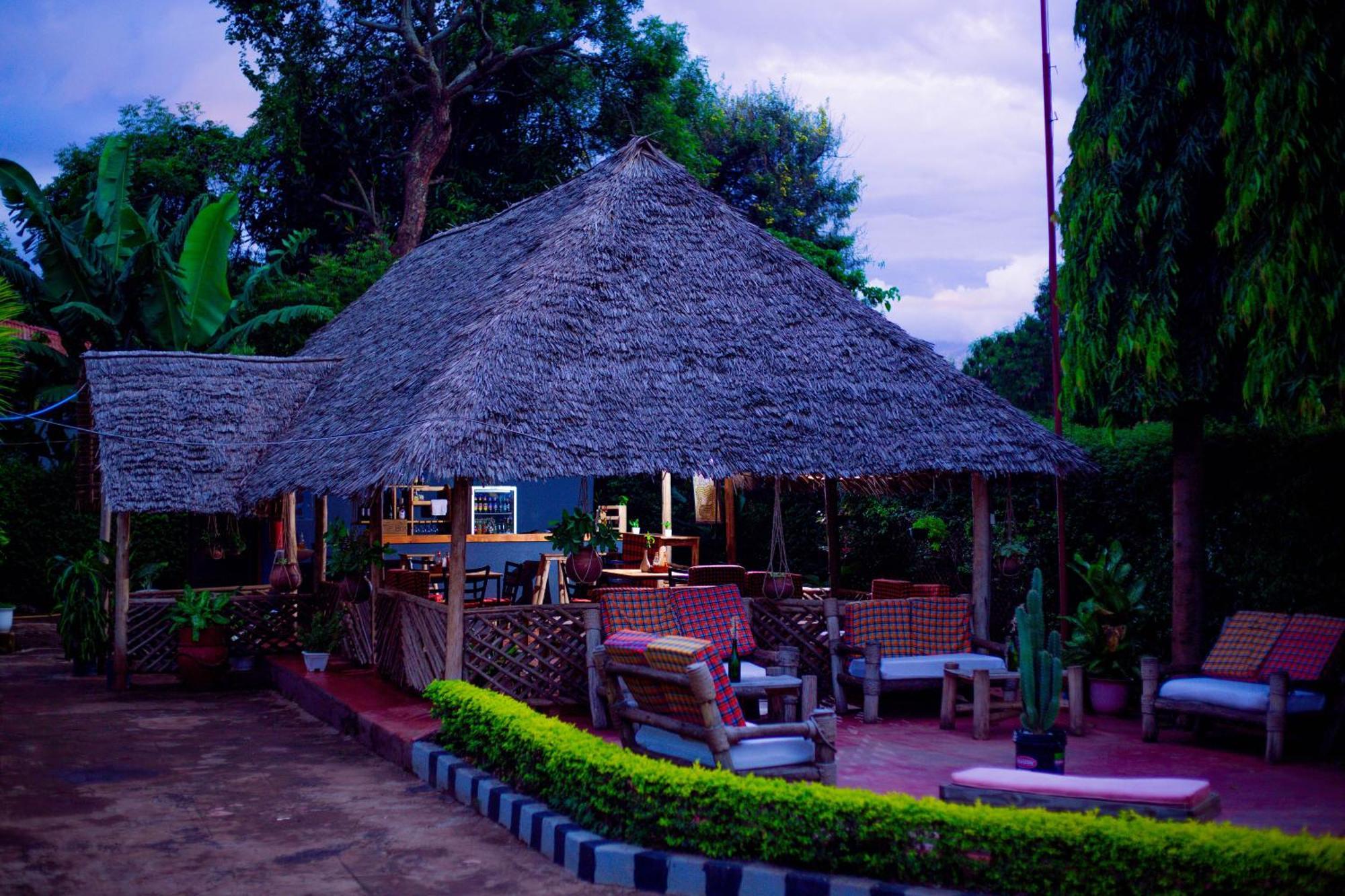 The Better Inn Moshi Exterior foto